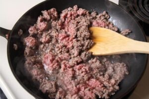 cook ground beef